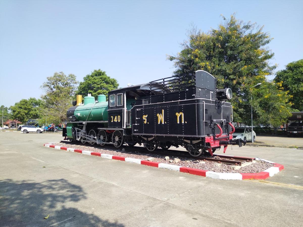 Supanich Condo Opposite The Train Station Chiangmai Čiang Mai Exteriér fotografie