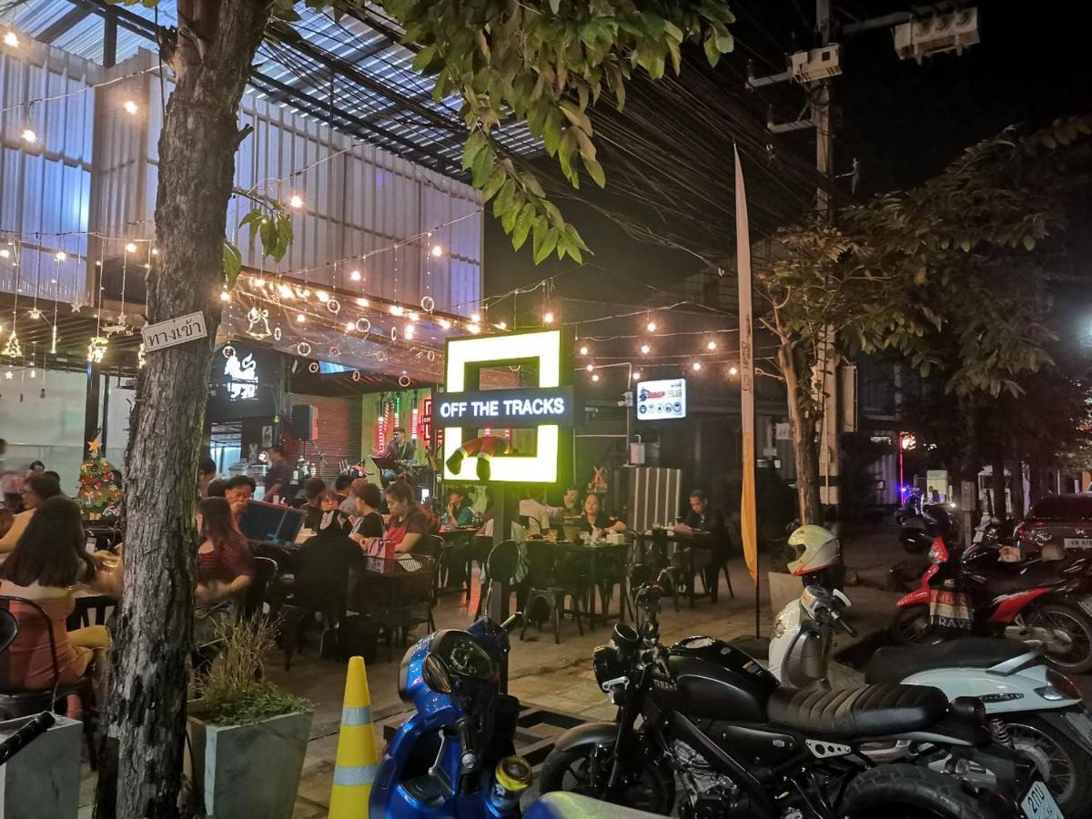 Supanich Condo Opposite The Train Station Chiangmai Čiang Mai Exteriér fotografie